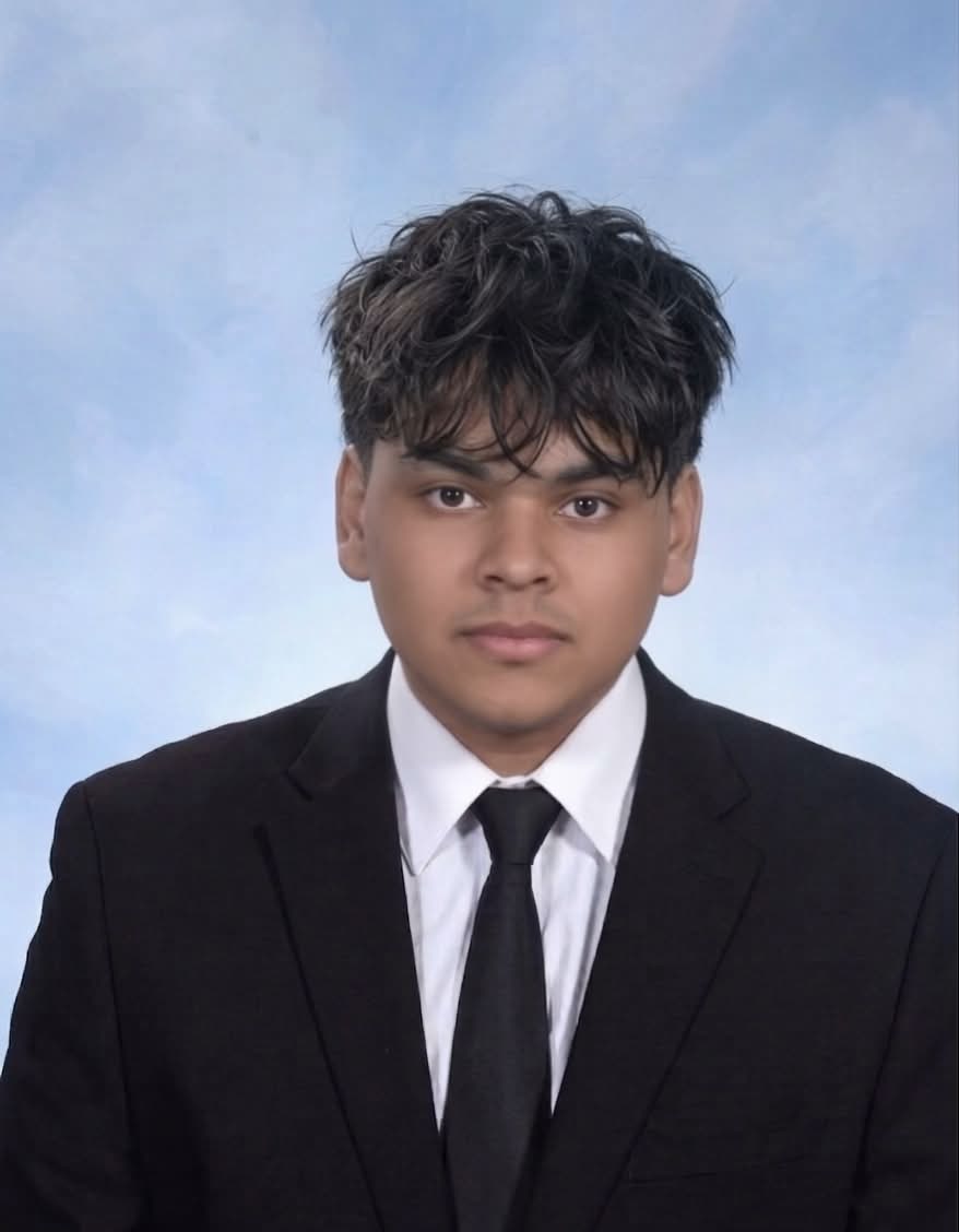 Araf Hoque headshot